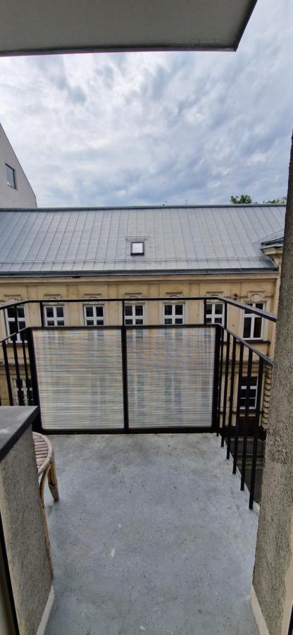 3 Rooms Apartment Podgorze Citybeat #3 Krakau Exterior foto